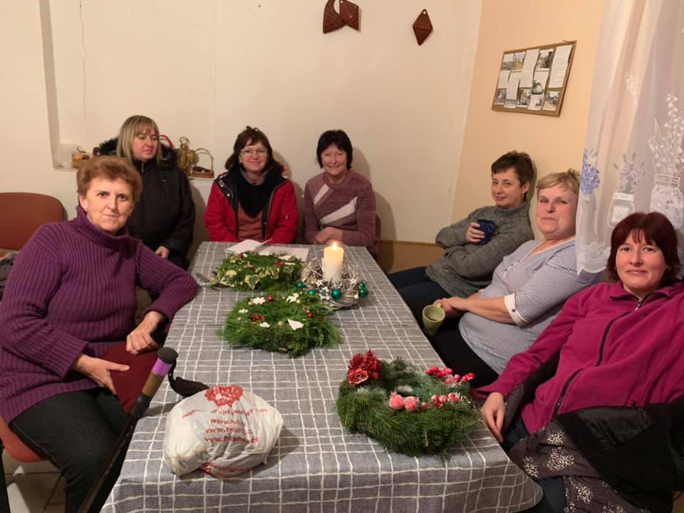 Adventní tvoření s&nbsp;Okrašlovacím spolkem