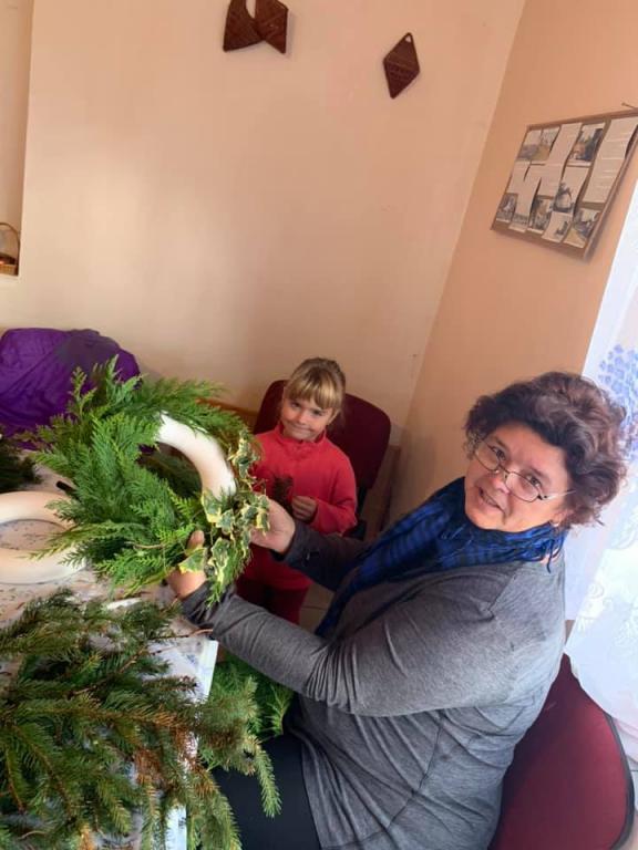 Adventní tvoření s&nbsp;Okrašlovacím spolkem