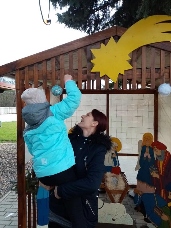 Žehnání a&nbsp;rozsvícení stromečku Žiželice