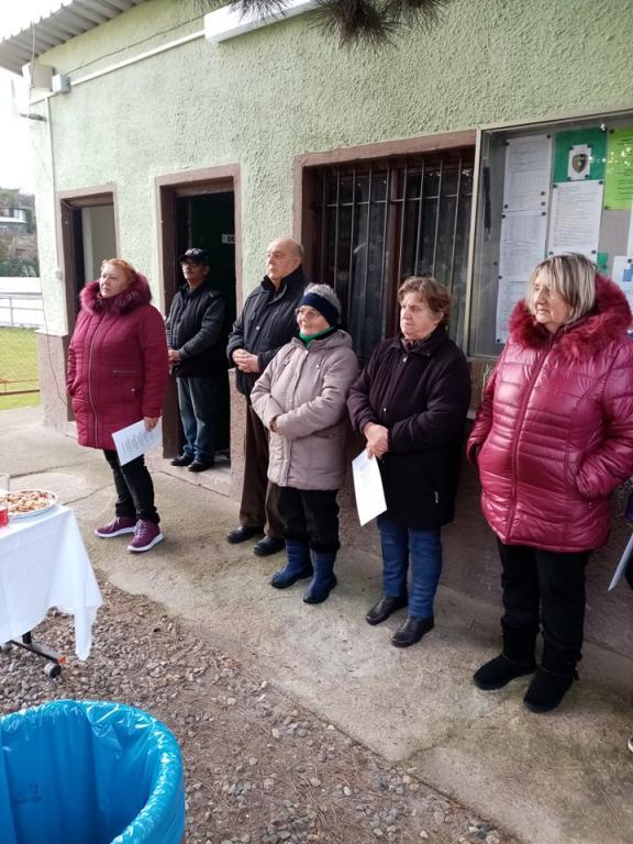 Žehnání a&nbsp;rozsvícení stromečku Žiželice