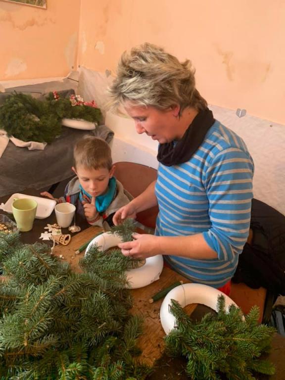 Adventní tvoření s&nbsp;Okrašlovacím spolkem