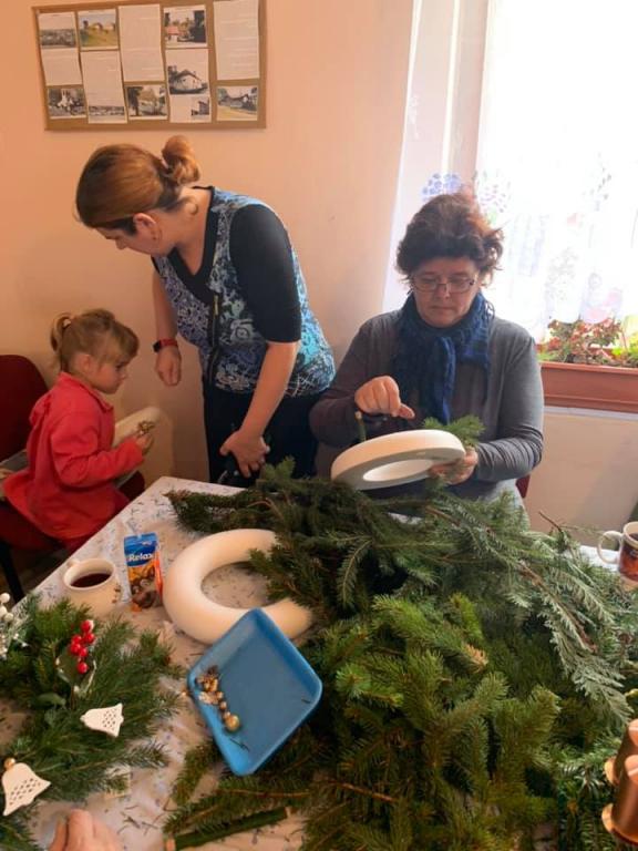 Adventní tvoření s&nbsp;Okrašlovacím spolkem