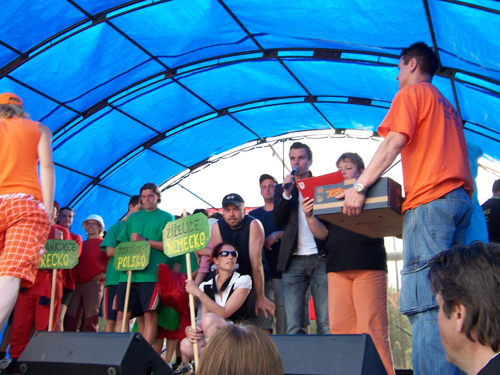 Hry bez&nbsp;plotů Měcholupy 2008