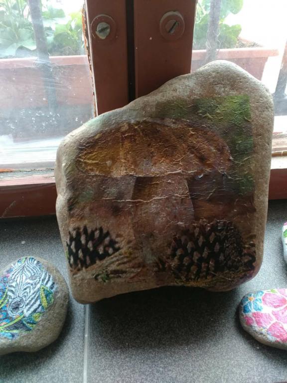 malování na&nbsp;kamínky