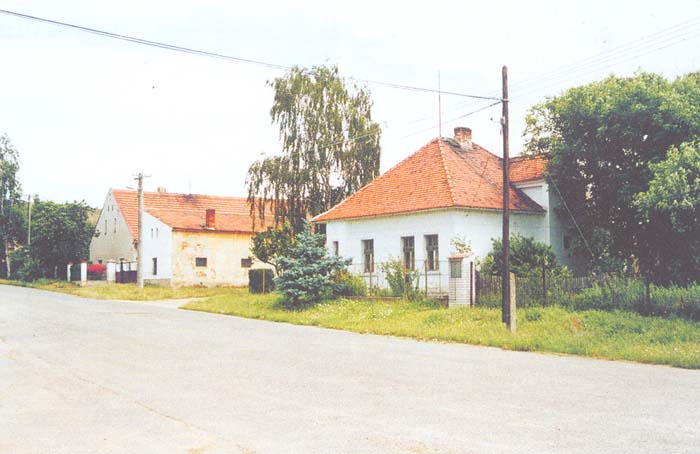 Stroupeč - bývalá MŠ, dnes obytný dům