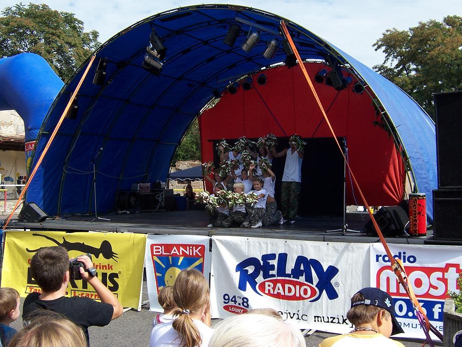 Vystoupení  Žižalky dočesná v&nbsp;Žatci